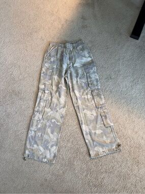 Light Camo Cargo Pants - vintage Havana
